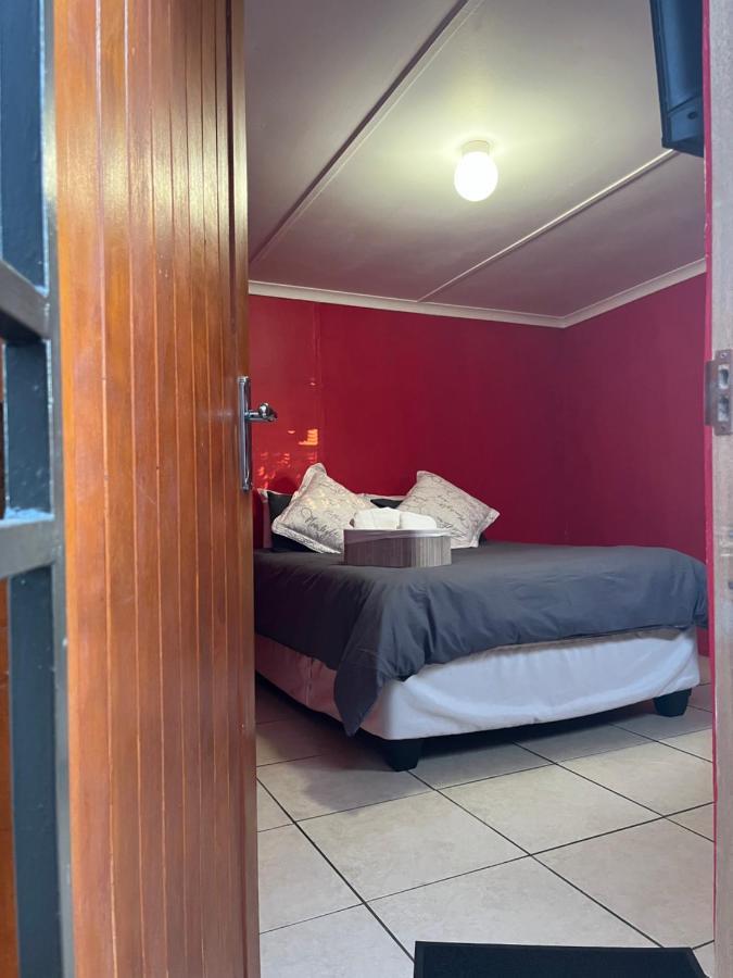 Grey House Lodge Pietermaritzburg Exterior photo